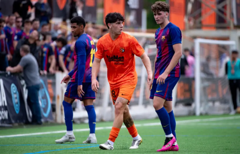 Domenic Bellissimo training with FUTEDU Academy on his pathway to play soccer in Spain fc barcelona