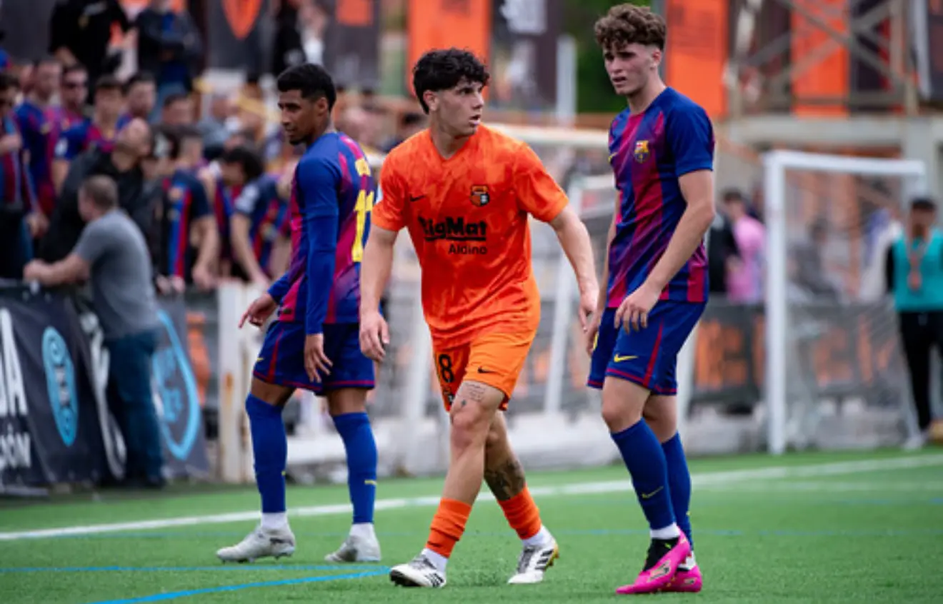 Domenic Bellissimo training with FUTEDU Academy on his pathway to play soccer in Spain fc barcelona
